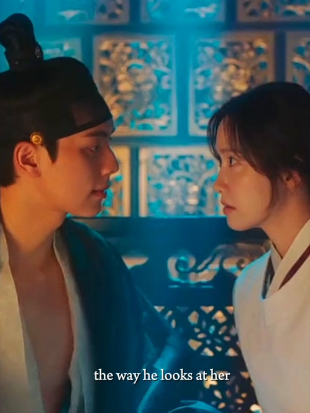 tatapannya dalem bgt 😖💗 #bonappetityourmajesty #yoona #leechaemin #kdrama #kdramaedit #kdramafyp #fyp #fypシ #foryou #xybca 