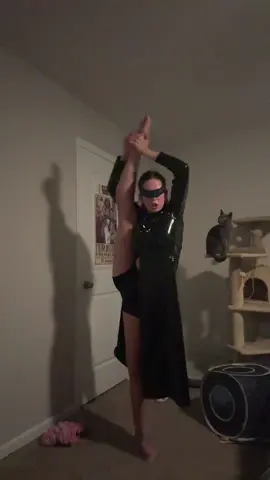 should I try to learn other parts of the @KATSEYE x @Gap choreo‼️ #katseye #gap #dancer #thematrix #batman 