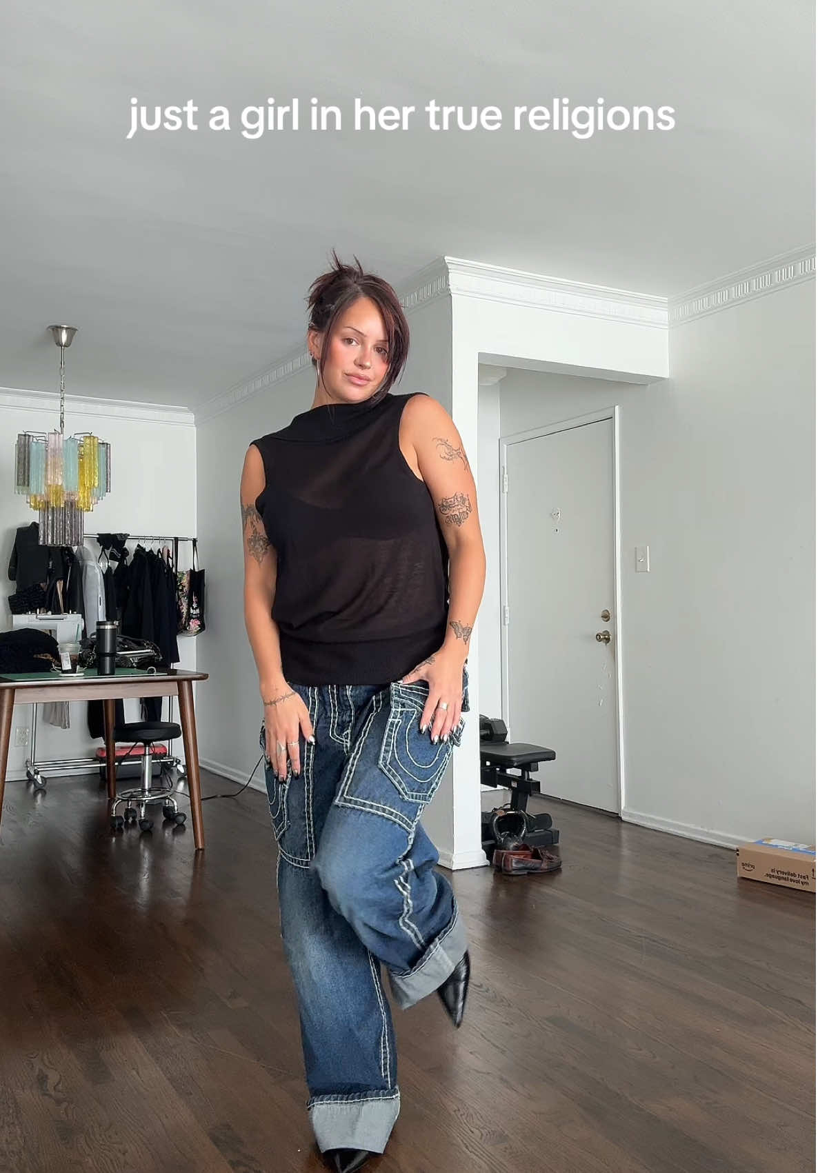 #truereligion #truereligionflarejeans #OOTD #baggyjeans #ootd 