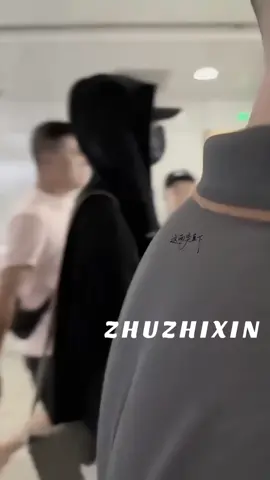 Heng iu sớm quay lại nhé🥺(đợi em)🥰 #chenyiheng_陈奕恒 #trầndịchhằng_chenyiheng_陈奕恒 #tffamily_4th_generation #tiktok #tfgiatộcf4 