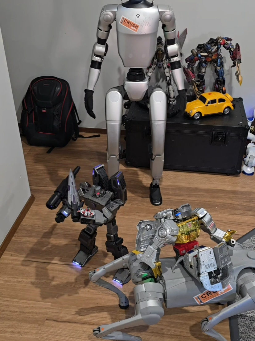 Welcome, Laserbeak!! 🤖 #transformers 