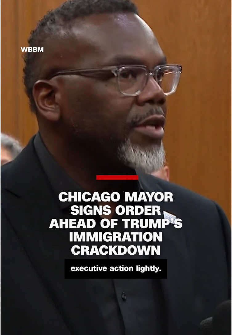 Chicago Mayor Brandon Johnson signed an executive order laying out initial plans for how the city will try to resist President Donald Trump’s planned immigration crackdown in the coming days. CNN’s Julia Benbrook reports. #CNN #News 