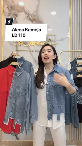 Kemeja Denim combinasi ✨ #tiktoklive #livehighlights #kemejawanita #kemejadenim #outfitideas 
