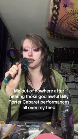 So grateful I got to see Marty Lauter when I saw this live omfg the way this mf is disrespecting the legacy of the show pmo so bad but it’s so hilariously horrible it’s been added to the vocal stim index #cabaret #billyporter #broadway 