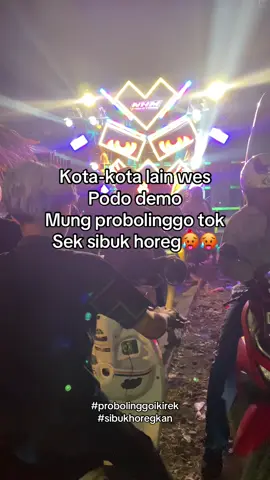 Bolinggo los #fypage #probolinggo24jam #soundhoreg #otnokarnavalmaron #masukberandafyp 