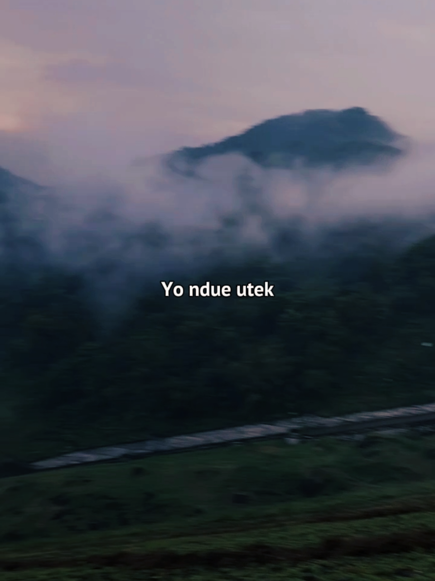 Utheke diAgem  nggih...ndang nguthek ampon ngawor sak karepe dewe polahmu...mangke nek mpon kadong kesleding karma menghampiri baru tau
