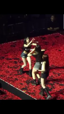Mandrama dolooo😭🤣 Malah ngakakk klean😭 #ahyeon #아현 #rora #royeon #babymonster 