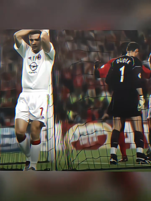 keajaiban di tangan dudek 🥶🔥 #jerzydudek #liverpool #football #fypシ #creatorsearchinsights 