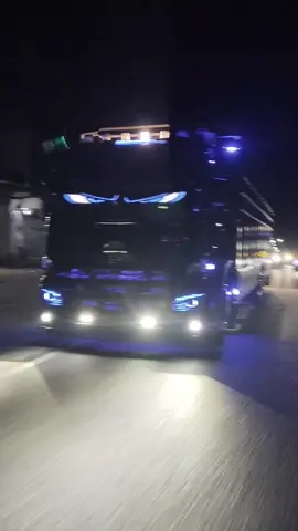 Hino Gacor✨#fyp #fyppage #trukaceh #hino500 #bissmillahfyp @Nanda pratama46  @ishaq_M 99 
