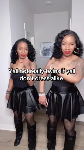 #jusfabsistas #jusfabsistas #twinsoftiktok #twinsoftiktok #twinsisters #fyp #viral 