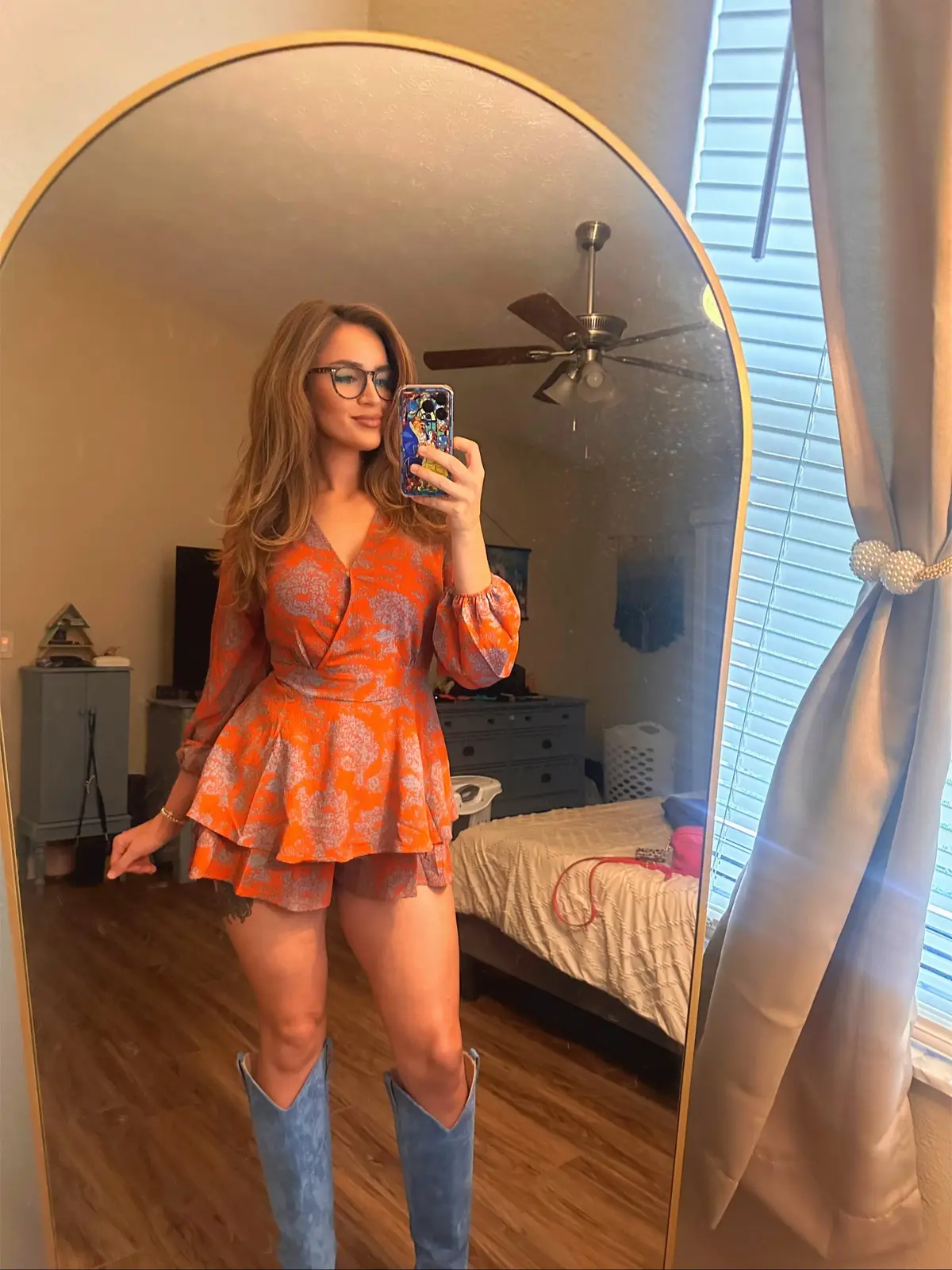 the things you do 💙🧡 #fyp #JustinBieber #singerlife