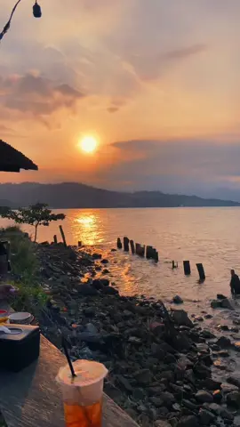 Jetty lalampu dan sunsetnya😍🌞✨ #fyp #morowali #morowali_sulteng_bahodopi #raharahatembelalampu 
