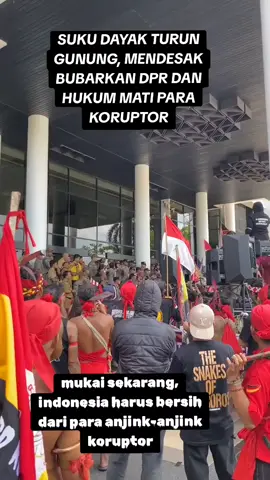 suku Dayak pun sampai turun🥳💪