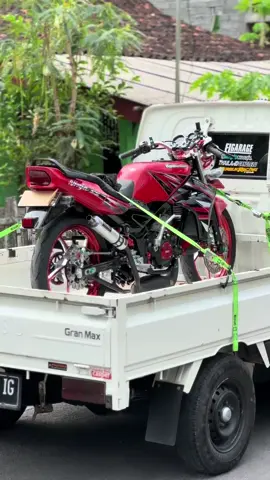 #ninjass #twostroke #2strokesoloraya #2strokeindonesia #fyp #2tak #sslemossin #2taklovers #2stroke 