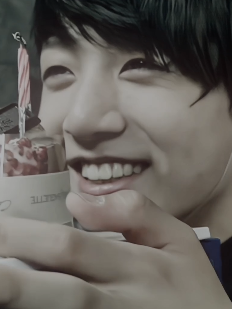 28.. Feliz aniversário meu amor, eu te amo tanto😕❤️‍🩹 #jungkook #jeonjungkook #happybirthdayjungkook #jungkookedit #fyp 