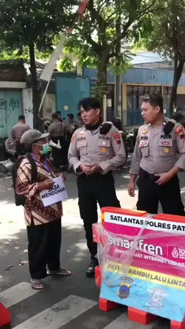 #nawarin jasa doa ke polisi nggk laku, kecewa doa nya nyumpahin// demo DPR