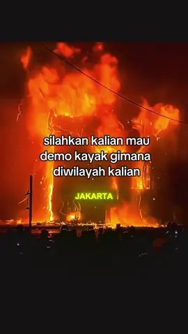 kami kecewa dengan pemerintah dan kami tidak melarang demo,tapi kalau mau demo dibali,jangan sampai anarkis dan melakukan pembakaran,karna ini dampaknya ke pariwisata dibali,rahayu🙏#bali #demodpr #bubarkandpr 