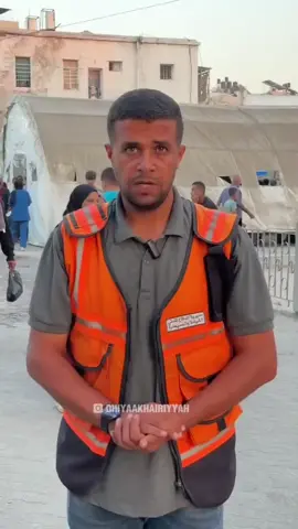 ‎Repost @translating_falasteen ‎Pasukan pendudukan Israel terus meng.b0m setiap sudut Kota Gaza, menghantam perkumpulan warga sipil, rumah, dan bahkan tempat persiapan makanan. Hari ini, sebuah toko roti menjadi sasaran langsung, memb.nvh 12 orang, termasuk 5 anak-anak. Di wilayah al-Rimal, sebuah bangunan tempat tinggal menjadi sasaran, menghancurkan dua lantai dan memb.nvh 5 warga sipil. Kerumunan warga lainnya juga menjadi sasaran, sementara wilayah al-Zaytoun dan Gaza utara terus mengalami penghancuran dan penargetan langsung. Kota Gaza sedang dihancurkan di depan mata dunia, dan tindakan segera diperlukan sebelum lebih banyak nyawa tak berdosa melayang. ‎ ‎Sumber: @mahmoud_basal88  ‎