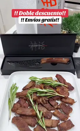 Matsato chef knife perfect kitchen knife cool Japanese knife for cooking and chopping designed for balance control Damascus quality blad steel #kitchen #chefknife #cosinando_consabor #japaneseknife #matsatoknife 