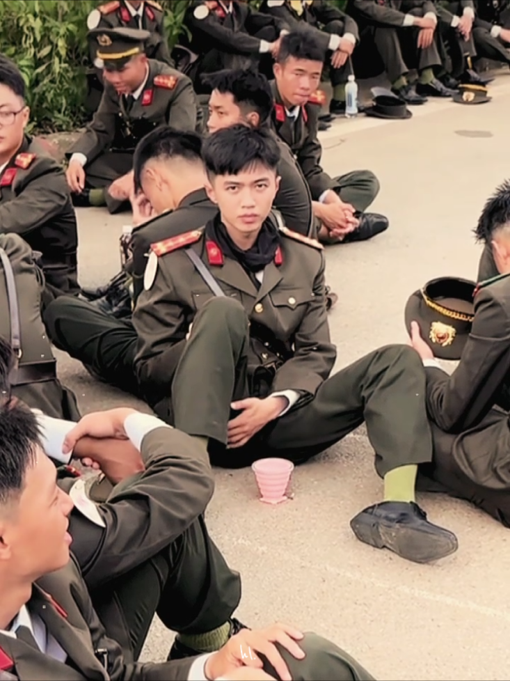 Trai đẹp khối Sỹ quan An ninh nhân dân - Vi Hoàng Thế Duyệt sinh năm 2005 #vihoangtheduyet #xuhuong #a80 #hllaftows #xuhuong 