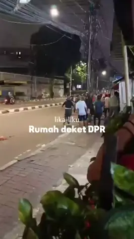 lika liku demo di jakarta #demo #jakartahariini #dpr #polisi #fyp 