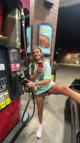 🥤& ⛽️#fyp #labordayweekend #gasstation #coke #seventeen 