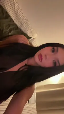 🧛🏼‍♀️🧛🏼‍♀️🧛🏼‍♀️