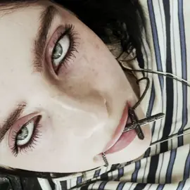 hate this lowk but we move || shes feeding us || #billieeilish #foryoupagee #edit #dontflop #billieeilishedit 