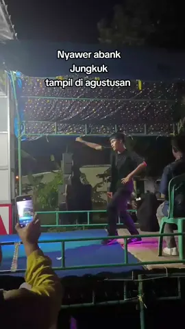Hanya terjadi satu taun sekali haha #fyp #jungkook #agustusan #dance #kpop 