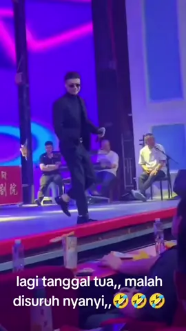 hiburan tanggal tua 🤣🤣🤣 #kontenhiburan #lucu #viralvideo #humortiktok #foryou 
