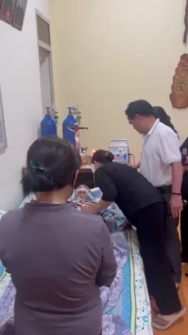 XIN MỌI NGƯỜI HIỆP Ý HIỆP LÒNG CẦU NGUYỆN CHO CHA CỐ GIUSE. AI TÍN  Ta là sự sống lại và là sự sống ai tin ta sẽ được sống đời đời ( Ga 11: 25)  Trong niềm tin vào Đức Kitô tử nạn và phục sinh Xin được kính báo cùng Đức Cha,Cha Tổng Đại diện, quý Cha, quý Thầy quý Bề Trên, quý Tu sĩ nam nữ CHA GIUSE TRẦN NGỌC Cầu sinh 1959 Tại Vinh An – Đức Minh đã an nghỉ trong Chúa lúc 00. 45, Chúa Nhật ngày 31 tháng 08 năm 2025 Tại Giáo xứ Phước Quả, Hạt Phước Long Hưởng Thọ 66 tuổi, 30 Linh mục Thánh lễ an táng sẽ được cử hànhVào lúc 08g00 thứ Ba ngày 02 tháng 9 năm 2025 Tại Nhà Thờ giáo xứ Phước Quả Kính xin Đức Cha, Quý Cha và quý tu sĩ  hiệp thông cầu nguyện cho linh hồn Cha Cố Giuse                           Hội Đồng Linh Mục – Linh Mục Đoàn Giáo phậnXin chân thành phân ưu cùng Cha Giuse Và đại gia đình tang quyến. #cầunguyện 