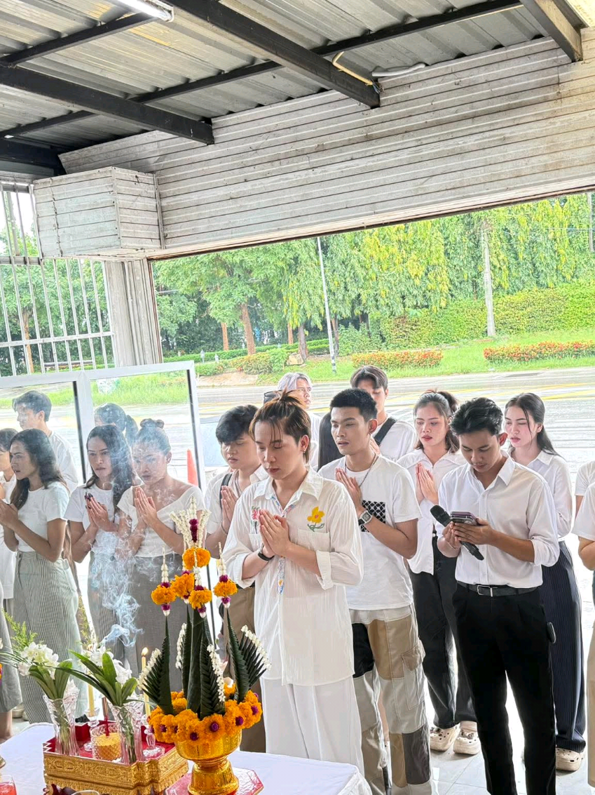 #ค่ายเพลงโตเกียวมิวสิค #ผู้ใหญ่บ้านฟินแลนด์ #ti̇ktok 