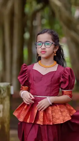 ❤️കണ്ണൂർ കാരൻ ❤️#Repost @raniya_rafeeque  —— 🎶 ഓണത്തുമ്പീ പാടൂ...🎶 ഏവർക്കും എന്റെ ഒരായിരം ഓണാശംസകൾ..🏵️🏵️💖 #Onam #celebration #raniyarafeeque 