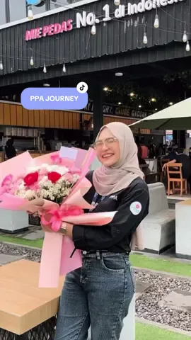 [Appreciation Post] Leave after 1170 days together🥹 Terimakasih untuk ratusan orang di video ini atas kerja sama dan bantuannya selama bekerja. Alhamdulillah bisa ngerasain keliling indonesia 3 tahun ini. Bersyukur ketemu kalian setiap pindah kota dapet sambutan hangat dan antusias yg luar biasa.  Mungkin ini yang dibilang “semua org punya masa nya”, dan mungkin ini giliran ku. Semoga video ini jadi perpisahan manis untuk temen2 semuanya dimanapun berada👋🏻☺️ See you very very soon👉🏻👈🏻 #ppajourney #gacoanmemanggil #gacoanku   #CapCut