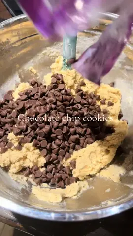 Recipe screenshot is in the comments #baking #chocolatechipcookie #cookies #homemade #fyp 