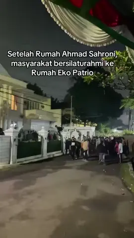 Masyarat mulai menjarah Rumah Eko Patrio #ekopatrio #ahmadsahroni #viraltiktok  #demo 