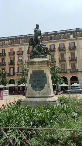 مدينة خيرونا الإسبانية - Girona espana #girona #españa #جيرونا #السياحة #اسبانيا🇪🇸_ايطاليا🇮🇹_البرتغال🇵🇹 