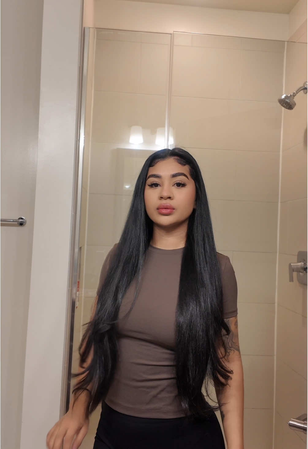 At home easy blowout in less than 15 minutes using the Tymo Thermal Brush ✨  #tymobeauty #tymohairstraighteningcomb #tymohairtool #blowout #athomeblowout 