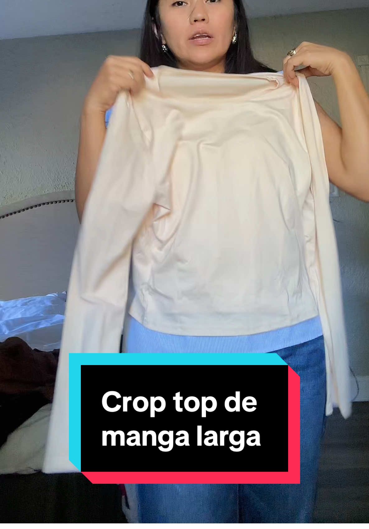 The u tia Milenial comprando sus primero crop tops! Que difícil es soltar tu ropa de tu generación y actualizar tu guardarropa jajaja pero sigo intentándolo 🙂 #milenialsontiktok #masde30años #tiktokshoplabordaysale #señoralife #over30club 