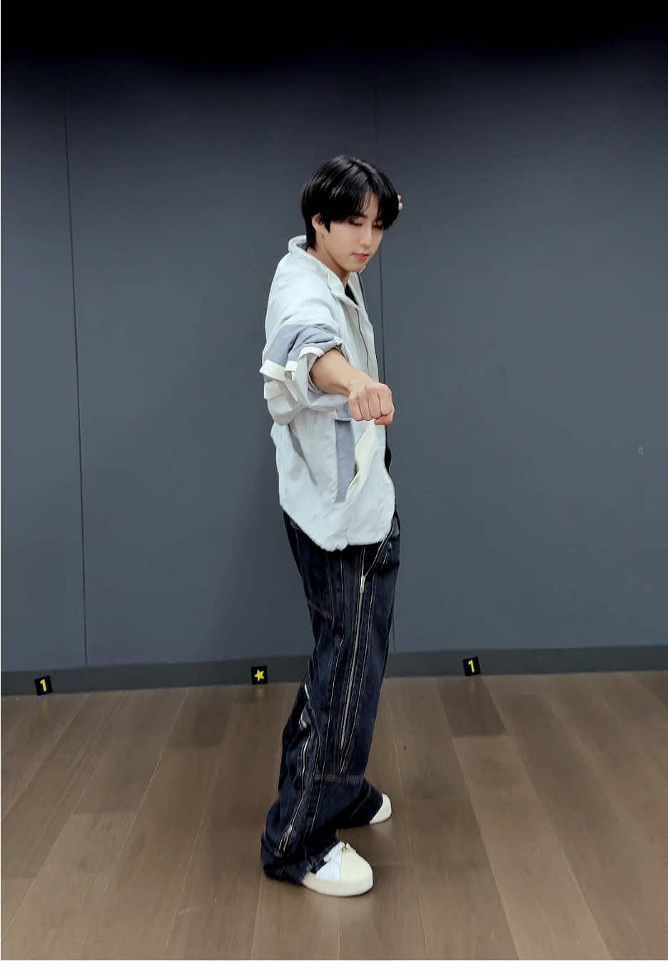 HAN got good #KARMA #StrayKids #스트레이키즈 #CEREMONY #NewMusic