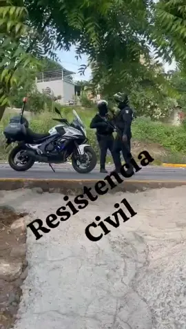 #Apatzingan #Policiaca ESTOS NO SE CANSAN DE MOLESTAR A LA CIUDADANIA. 