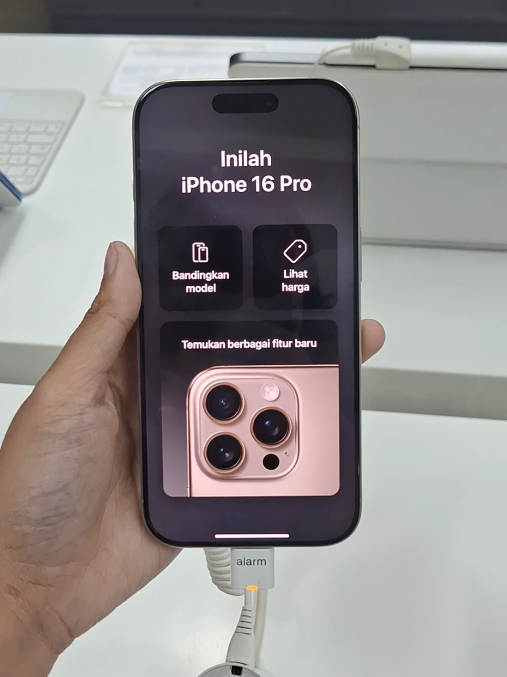 GASS Cicilan Iphone 16 pro Bunga 0% DP 0% Free 2× cicilan dan  Free admin 🤩✨️ Limit hingga 30 jutaaa!!!! YUUU CEK SEKARANGGGGG Segampang itu dapetin barang impian modal KTP ajaaa!!🤩 📞085864830367 📍 Ibox LU Bandung Electronic Center #cicilaniphone #fyp 