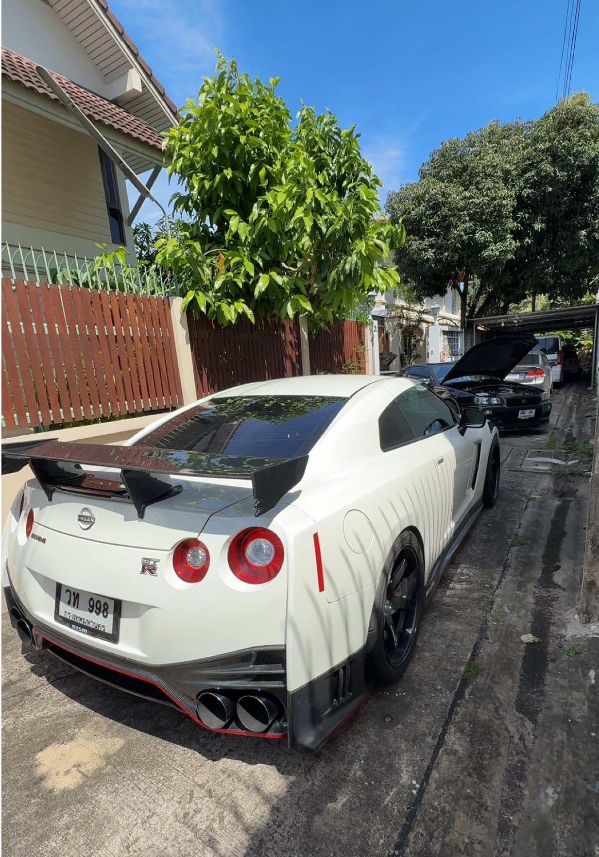 อยากนั่งคันไหนอะจิ้มมม🤣 เจอกันBangkok auto salon 2025 #nissangtr #อู่friendservice #bangkokautosalon2025 #gtr34 #gtrnismo 
