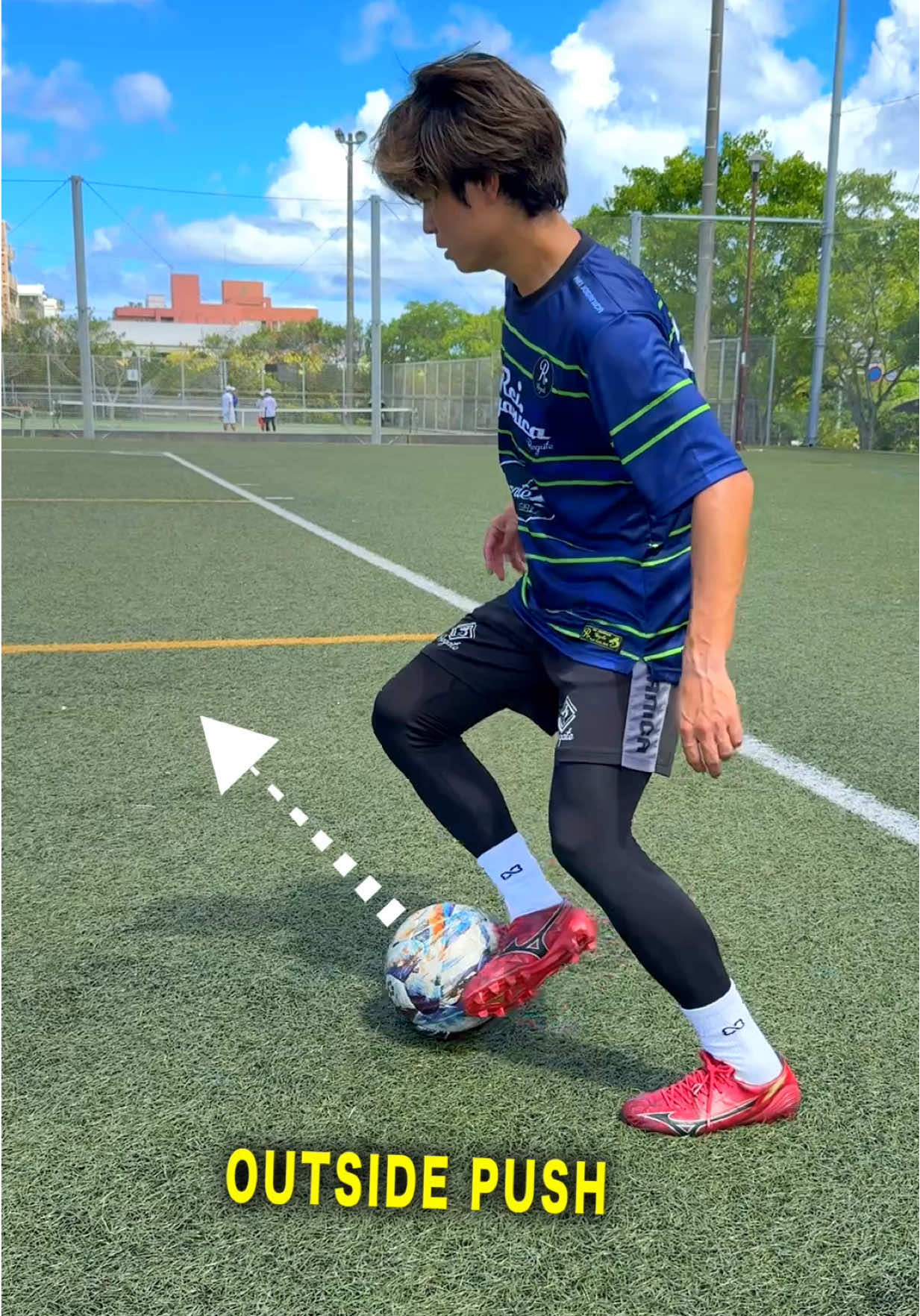 ZIG ZAG PANNA⚡️ #football #Soccer #サッカー #REGATEドリブル塾 #ドリブル塾