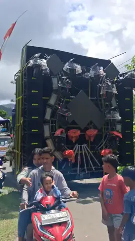 seng nilai masyarakat🤫🤗 @SIMBOL PERKASA AUDIO #warenkgank #soundviral #soundsystem #fyp 