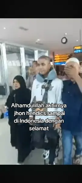 Alhamdulillah akhirnya Jhon @hendycs17 samapi Indonesia dengan selamat #jhonloversindonesia #fyppppppppppppppppppppppp #hijrah #viraltiktok 