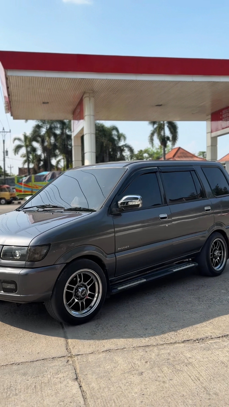 jisssjaasss @rf.blckpant  😅 #isuzu #panther #17agustus #diesel  #cumicumidarat #videoviral #fyp #viral #trending #tiktok 