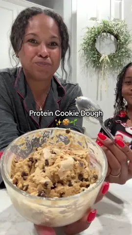 As soon as we saw this high protein cookie dough from @ANGELA ᥫ᭡ we KNEW we had to share. 🍪🌱 Can’t think of a better late night snack thats both satisfying and packed with protein! Save this for your next late night craving✨  #highproteinrecipes #proteincookiedough #fall #orgain 
