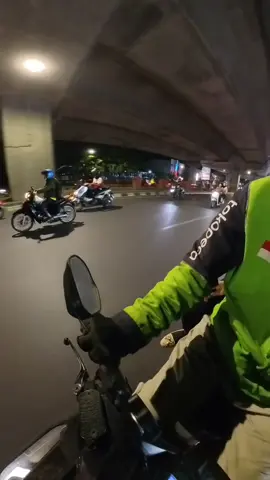 Scoopy putih jangan sampai lolos😅😅 #gojekindonesia #ojol #ojoltiktok #fyppppppppppppppppppppppp #camerainsta360 