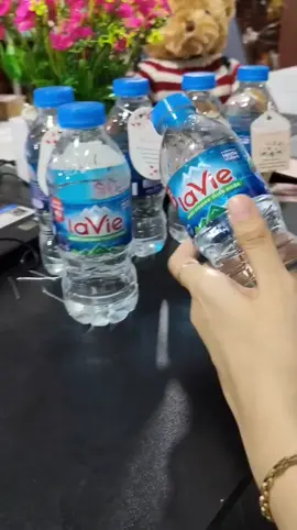 tem dán chai nước họp phụ huynh 
